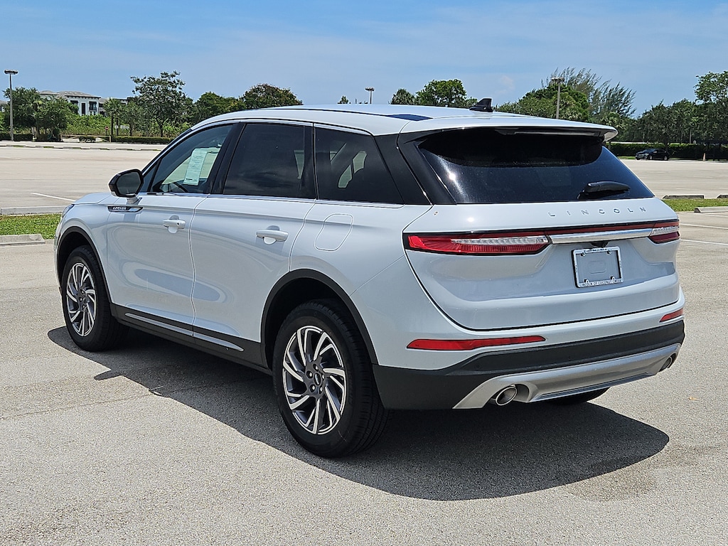 New 2025 Lincoln Corsair Premiere SUV