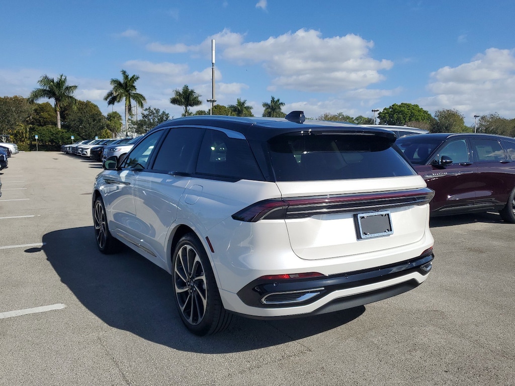 New 2025 Lincoln Nautilus Black Label SUV