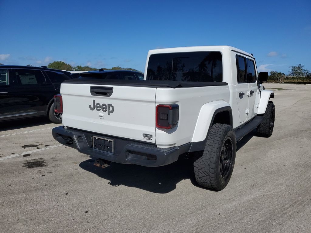 Used 2020 Jeep Gladiator Overland Truck