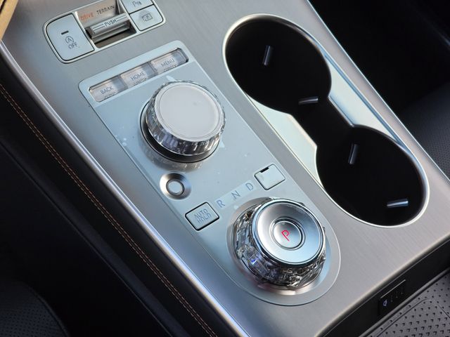 2026 GENESIS GV70 Sport Prestige - Photo 13