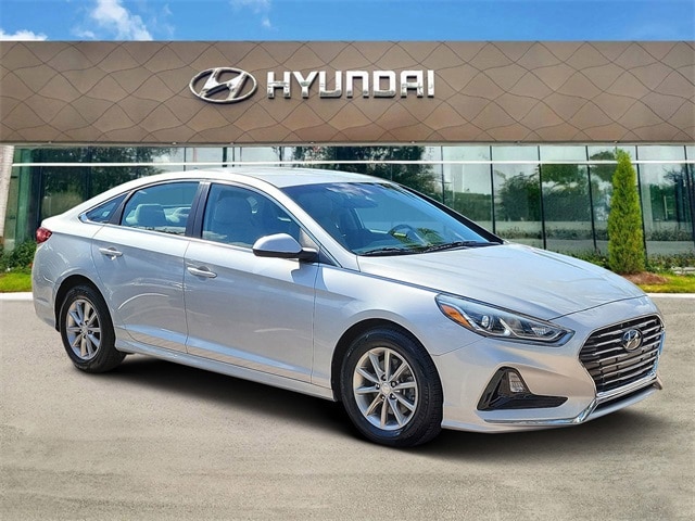 2019 Hyundai Sonata SE's photo