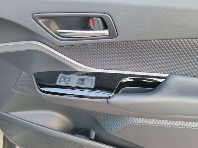 2021 Toyota C-HR Nightshade - Photo 8