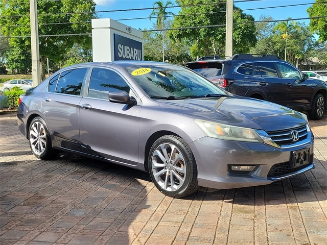 2014 Honda Accord Sport's photo