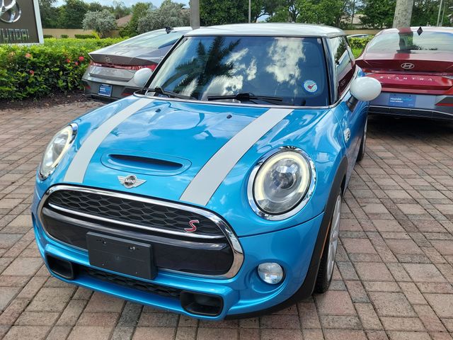 Used 2018 MINI Cooper S with VIN WMWXP7C50J2A48114 for sale in Coconut Creek, FL