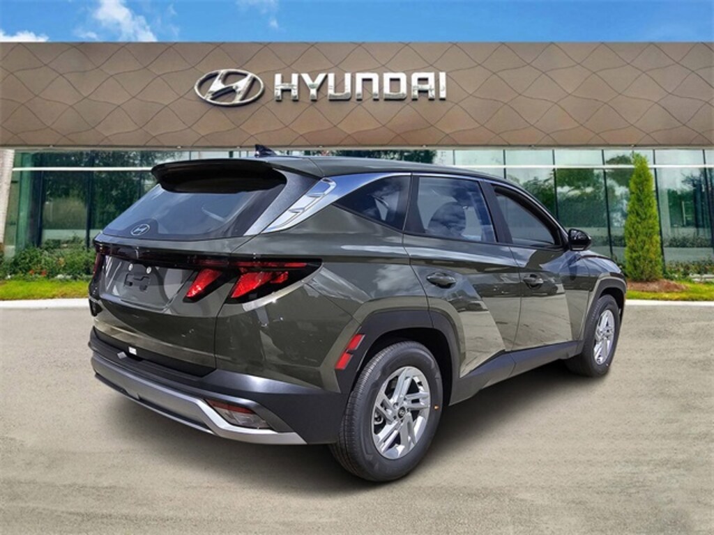 Certified 2025 Hyundai Tucson SE SUV