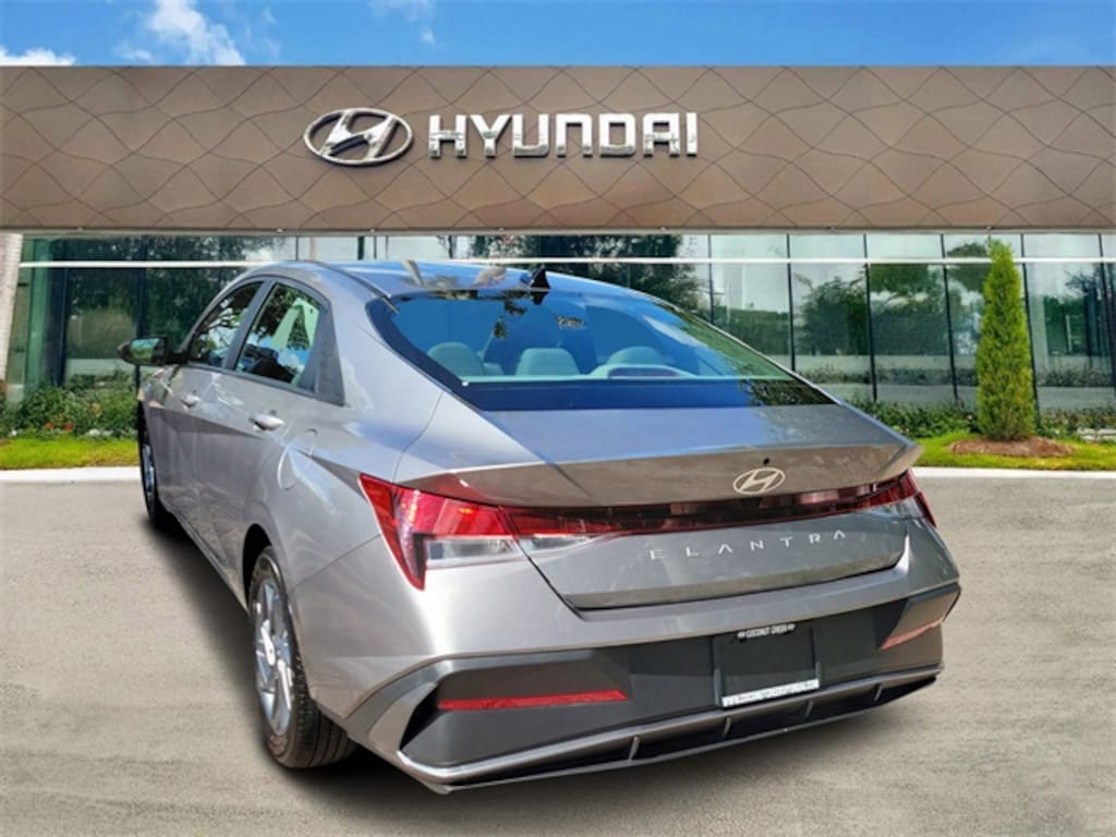 Certified 2024 Hyundai Elantra SEL Sedan
