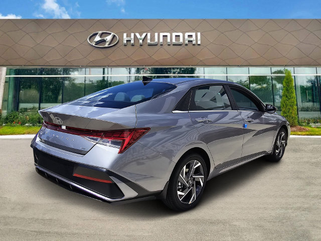 2026 Hyundai Elantra Blue - Photo 4