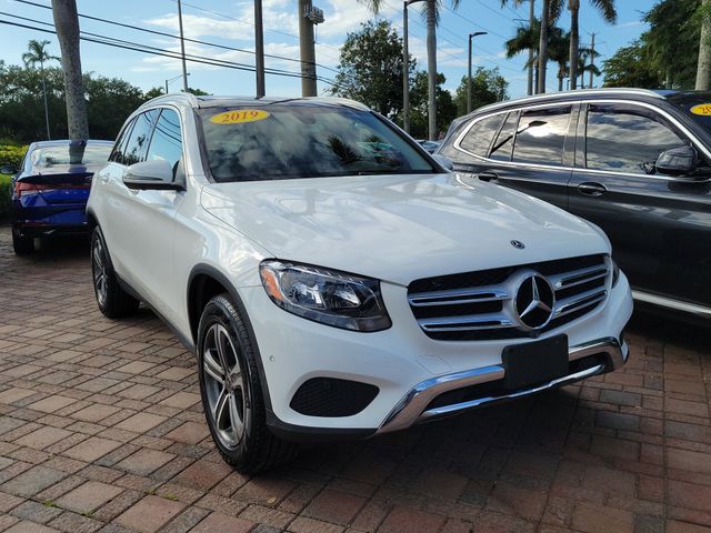 2019 Mercedes-Benz GLC GLC300 4MATIC's photo