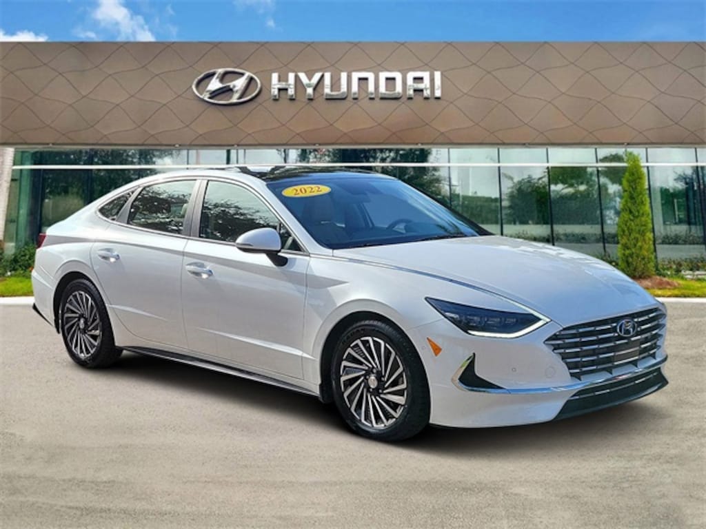 Used 2022 Hyundai Sonata Hybrid Limited Sedan
