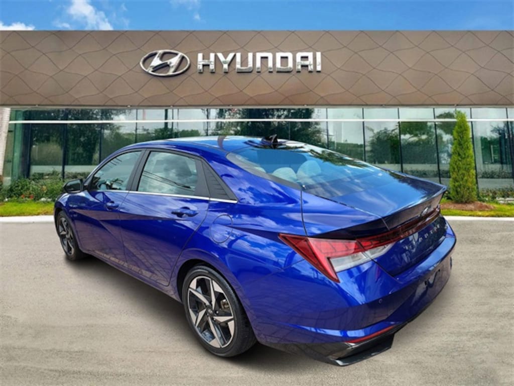 Certified 2023 Hyundai Elantra HEV Limited Sedan