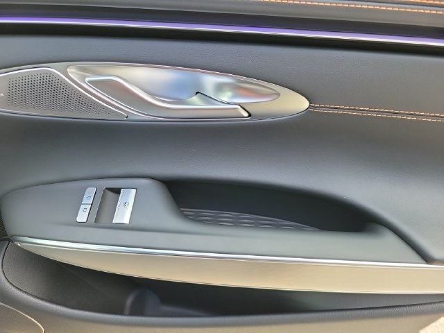 2026 GENESIS GV70 Sport Prestige - Photo 9