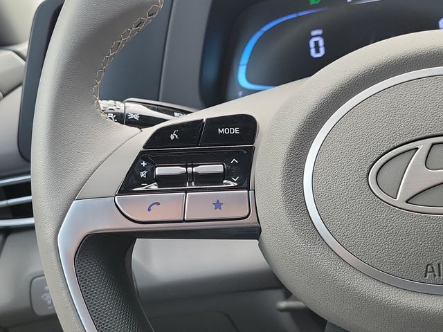 2026 Hyundai Elantra SEL - Photo 17