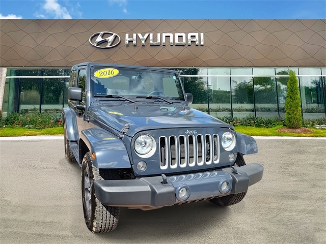 2016 Jeep Wrangler Sahara