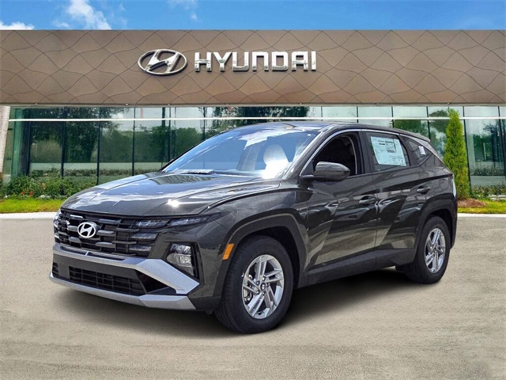 Certified 2025 Hyundai Tucson SE SUV