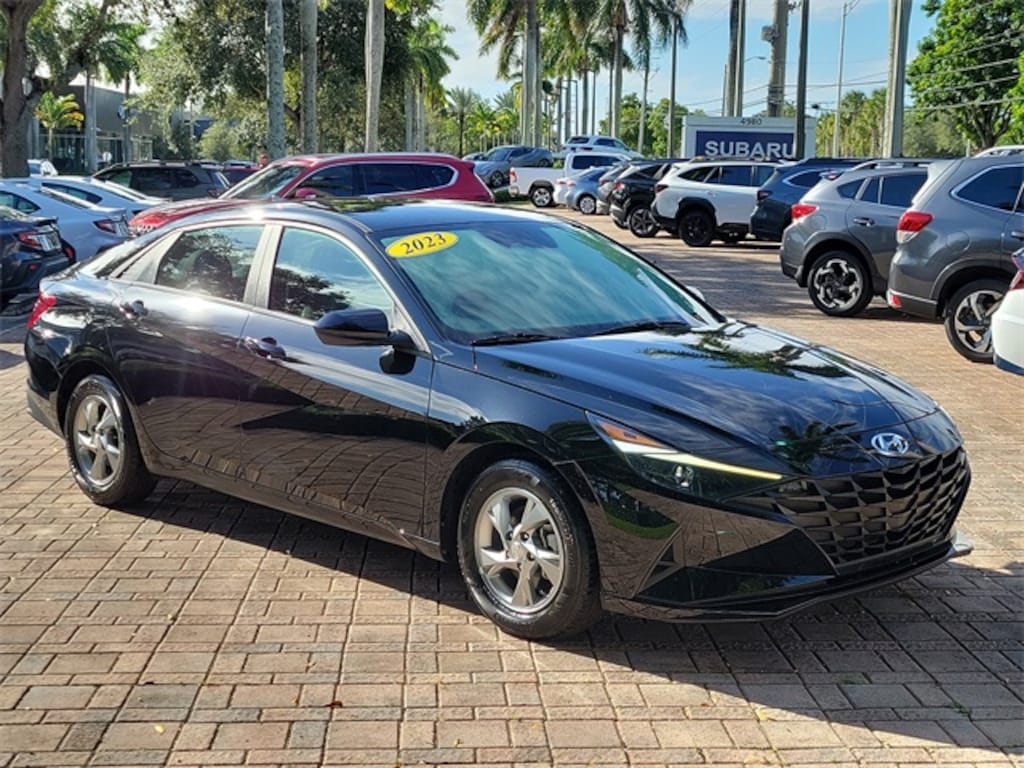 Certified 2023 Hyundai Elantra SE Sedan