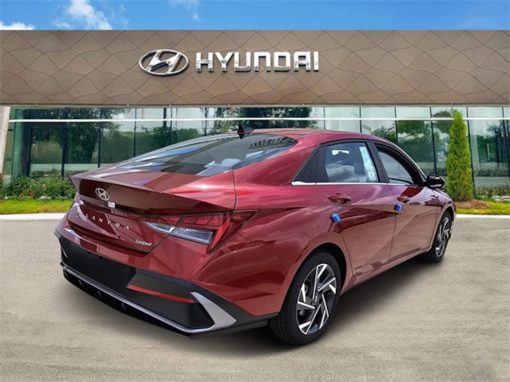 Certified 2025 Hyundai Elantra Limited Sedan
