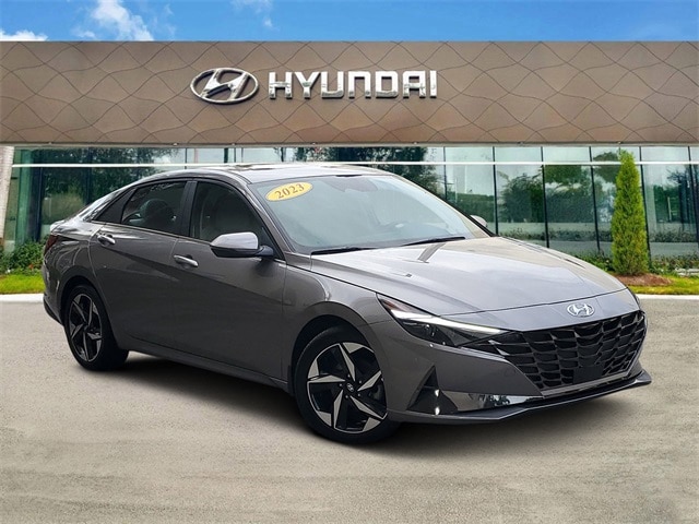 2023 Hyundai Elantra Limited's photo