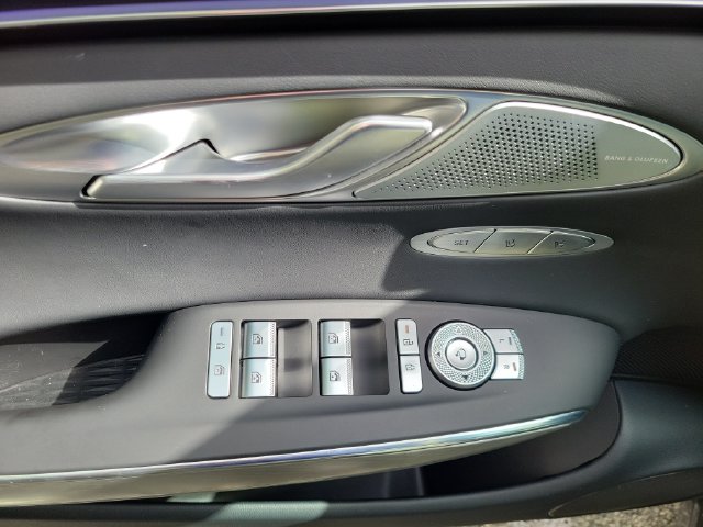 2026 GENESIS GV70 Sport Prestige - Photo 17