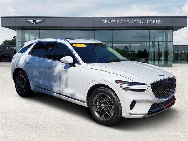 2024 GENESIS GV70 Standard's photo