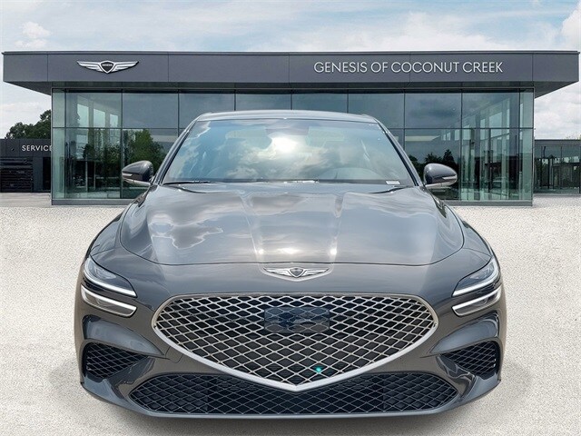 2025 Genesis G70 2.5T photo 2