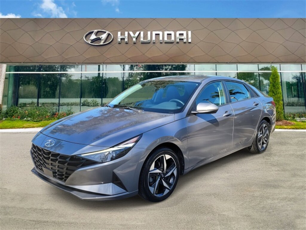 Used 2023 Hyundai Elantra SEL Sedan