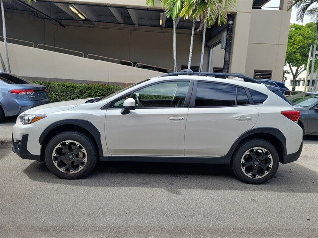 2023 Subaru Crosstrek Premium photo 3