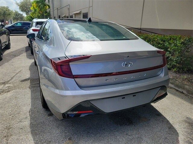 2023 Hyundai Sonata SEL photo 3