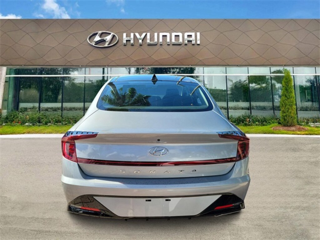 Used 2023 Hyundai Sonata SEL Sedan