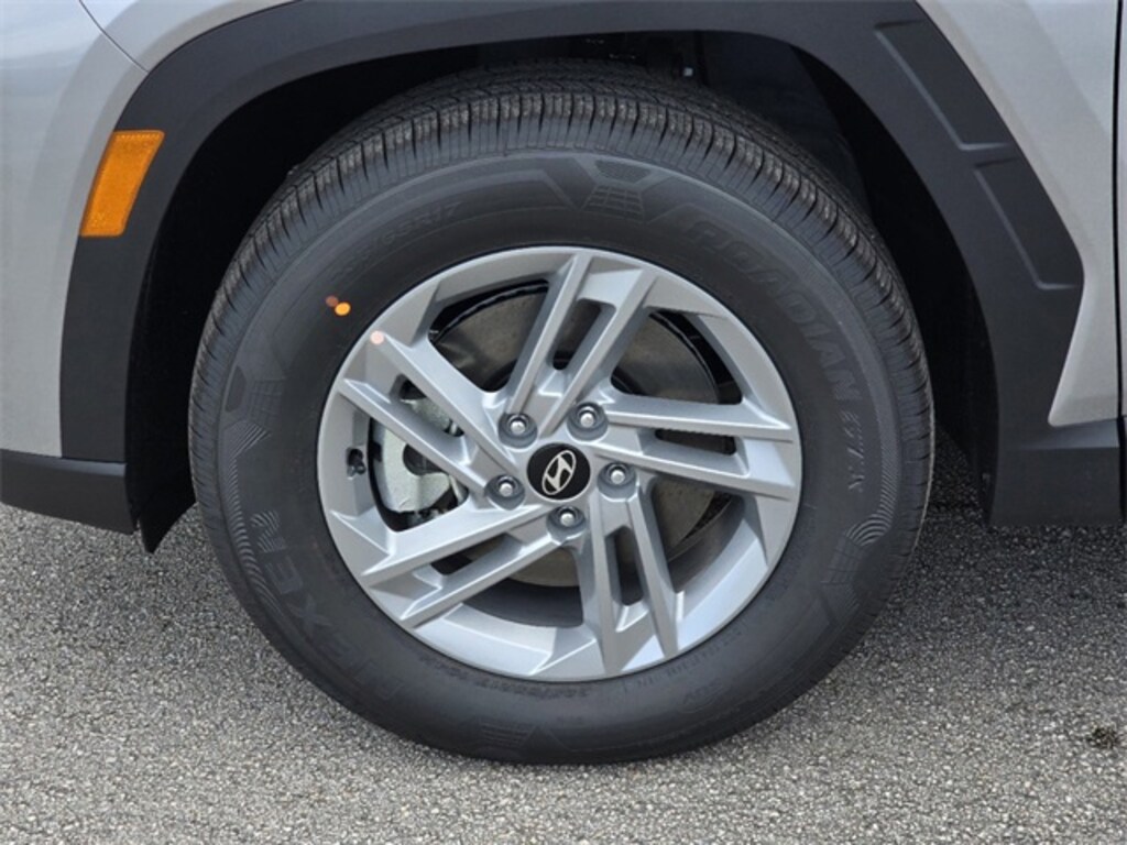 Used 2025 Hyundai Tucson SE SUV