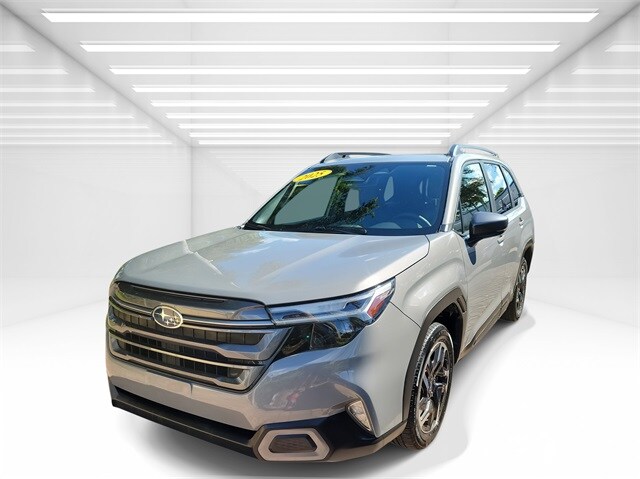 2025 Subaru Forester Limited photo 2