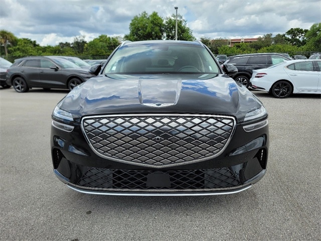 Used 2023 GENESIS GV70 Advanced with VIN 5NMMCET11PH001128 for sale in Coconut Creek, FL