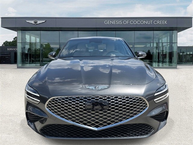2025 Genesis G70 2.5T photo 2