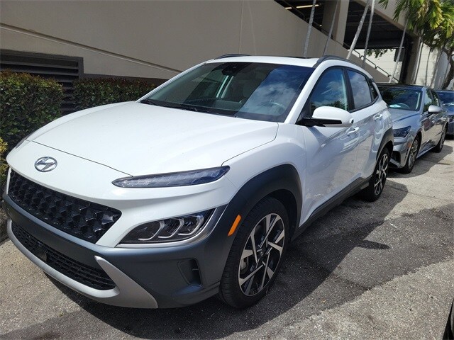 2023 Hyundai Kona Limited photo 3