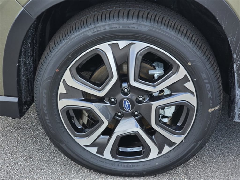 New 2025 Subaru Ascent Limited 7-Passenger SUV