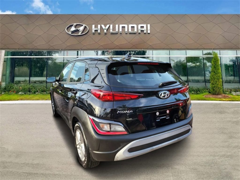 Used 2023 Hyundai Kona SE SUV