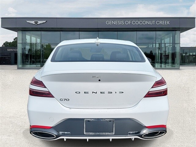 2025 Genesis G70 2.5T photo 4