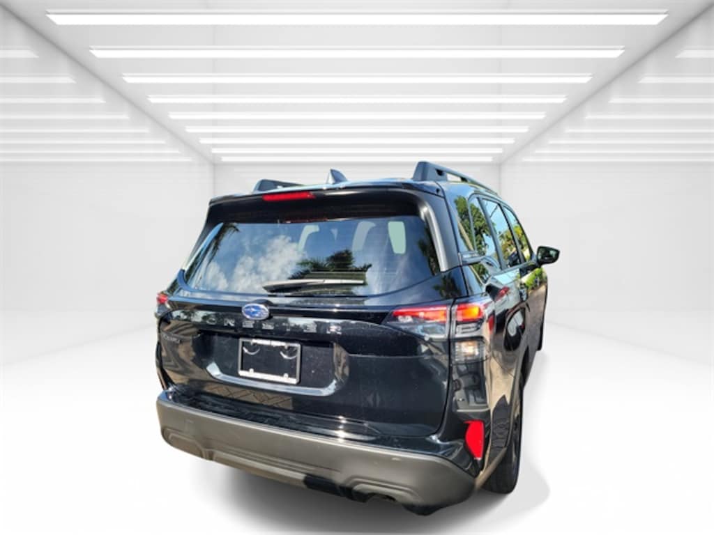 Used 2025 Subaru Forester Premium SUV