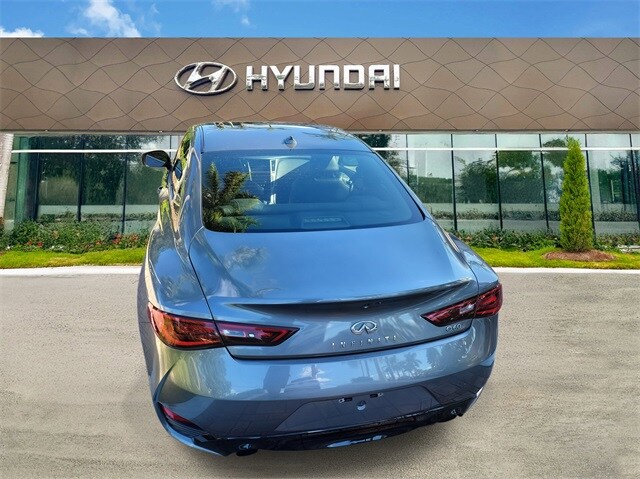 2019 Infiniti Q60 3.0t Luxe photo 3