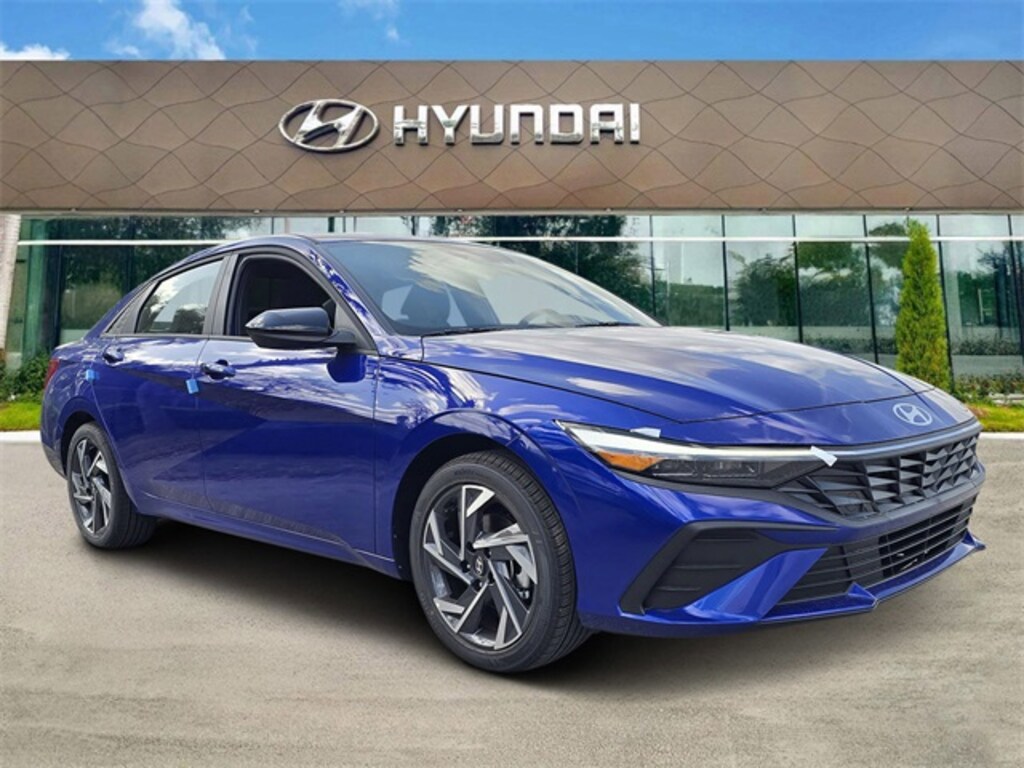 Used 2025 Hyundai Elantra SEL Sport Sedan