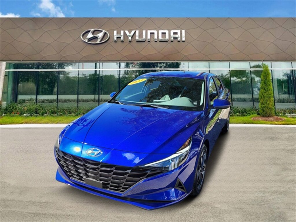 Used 2023 Hyundai Elantra SEL Sedan