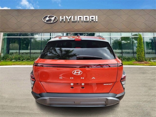 2024 Hyundai Kona Limited photo 3