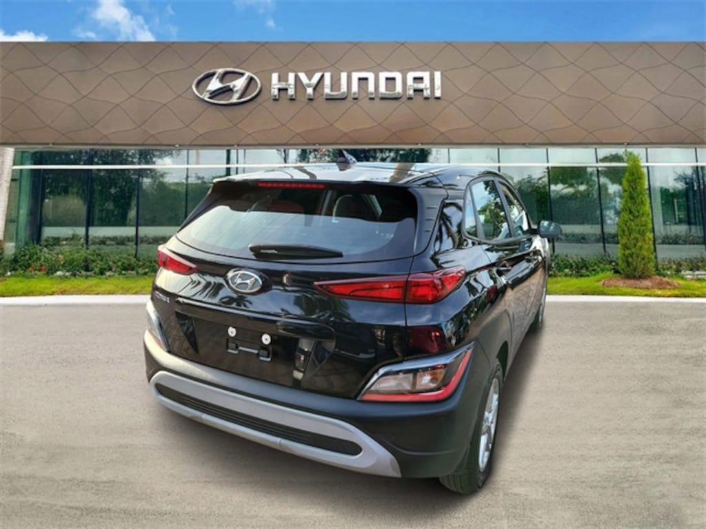 Used 2023 Hyundai Kona SE SUV