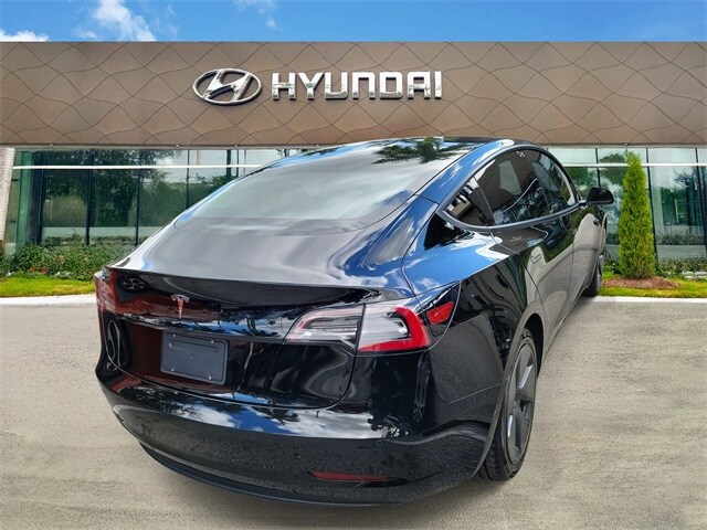 2021 Tesla Model 3 Standard Range Plus photo 4