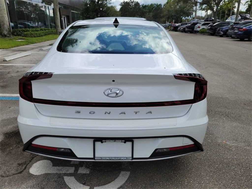 Used 2023 Hyundai Sonata SE Sedan