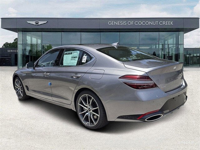 2026 Genesis G70 2.5T Prestige photo 3