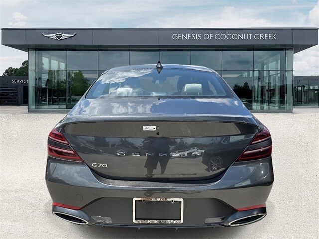 2025 Genesis G70 2.5T photo 4