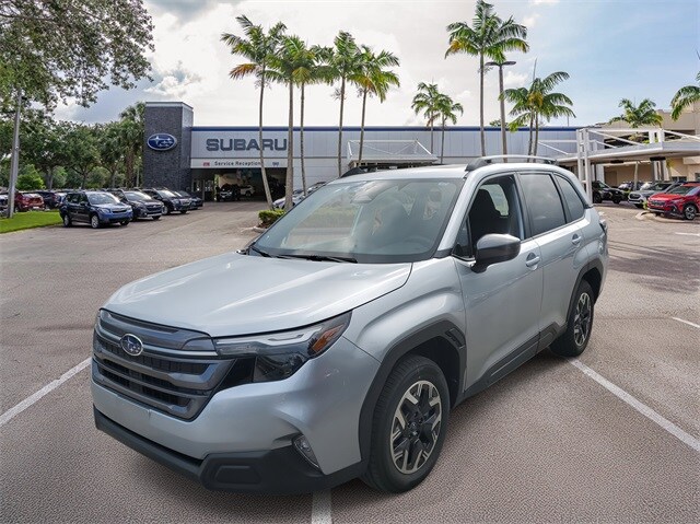 2026 Subaru Forester Premium photo 2