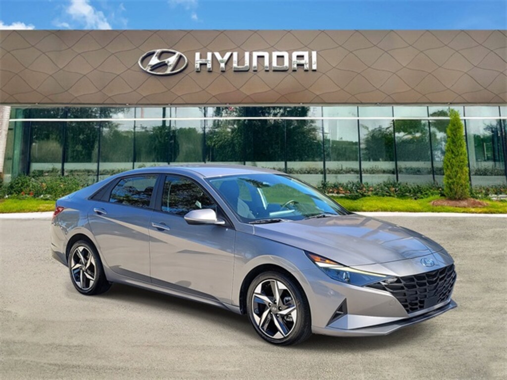 Used 2023 Hyundai Elantra SEL Sedan