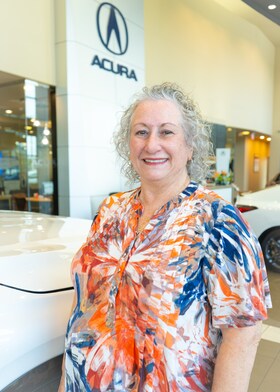 Staff member Sharon Burak from ID_780e97b5f5a9