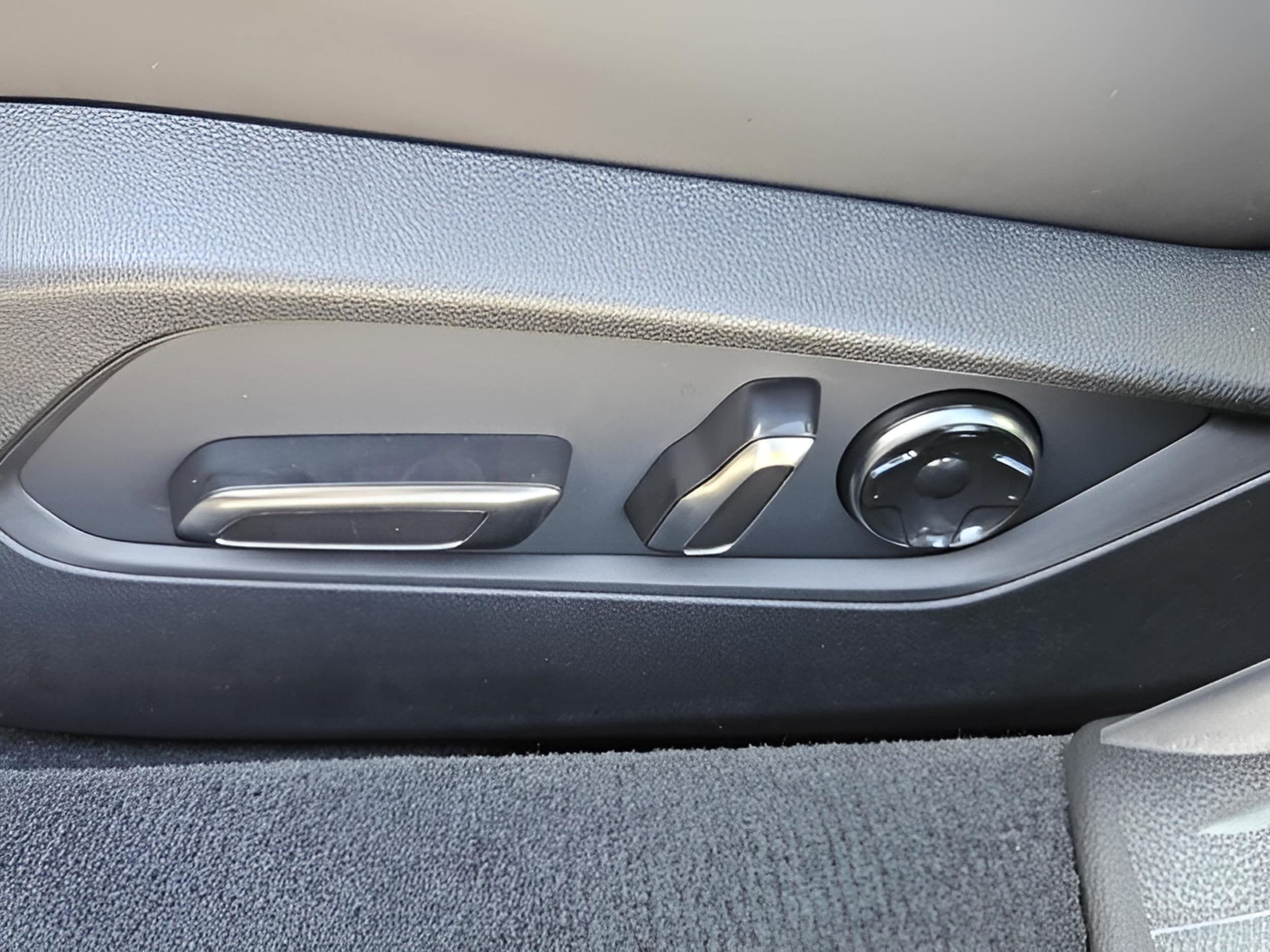 2025 Acura TLX Technology Package - Photo 11